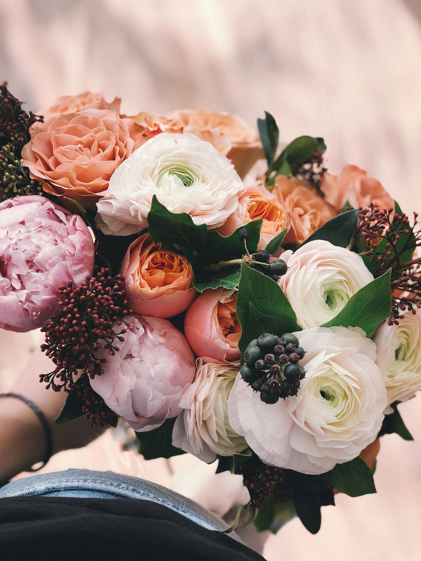 Lush bridal bouquet